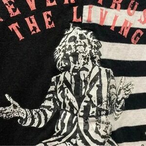 Beetlejuice unisex/mens Coffin‎ Split Striped Longsleeve Shirt S white & black